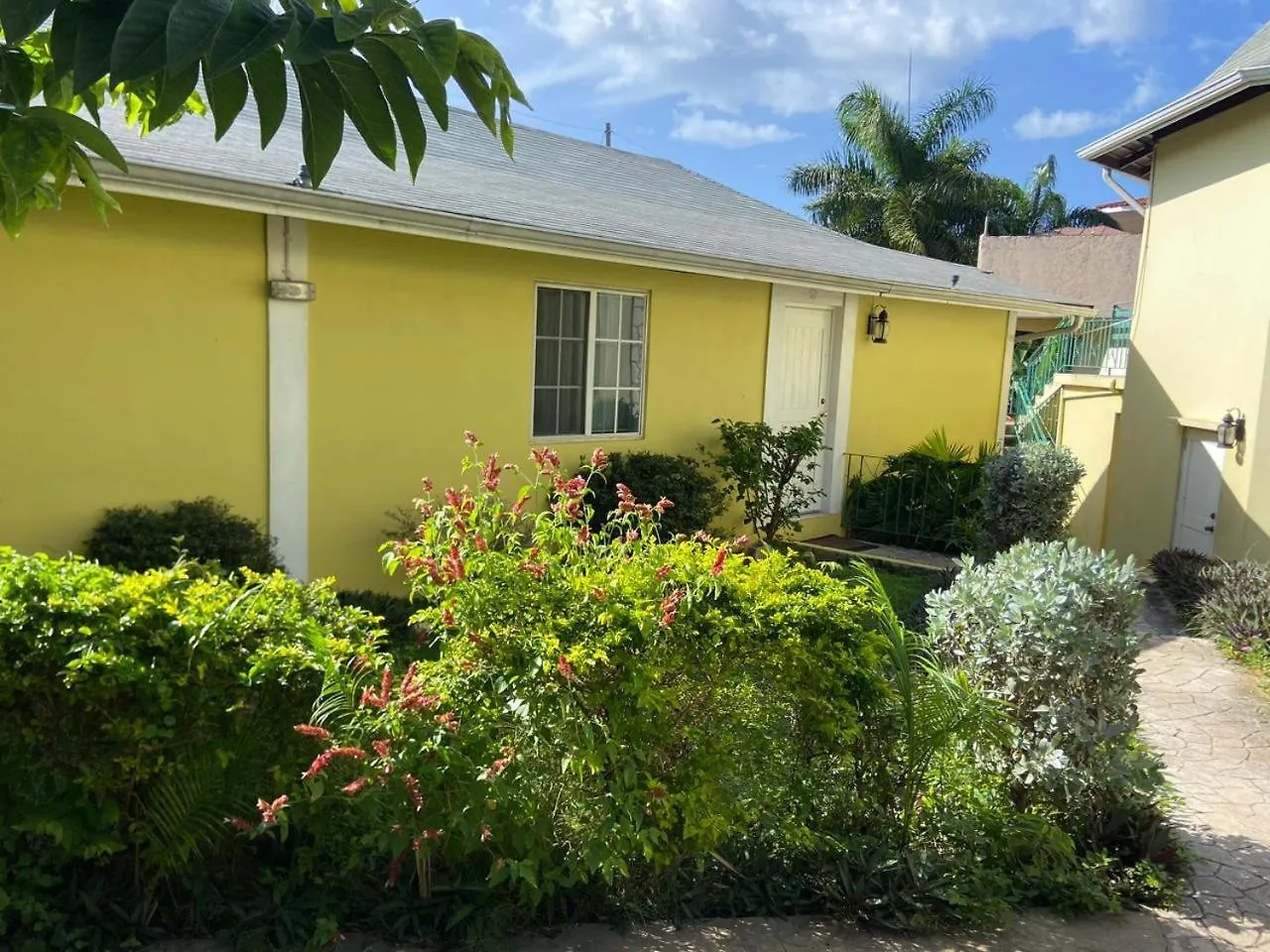 3 Bdr Apt #2 At Ramparts Near Sangster Airport Montego Bay Apartamento