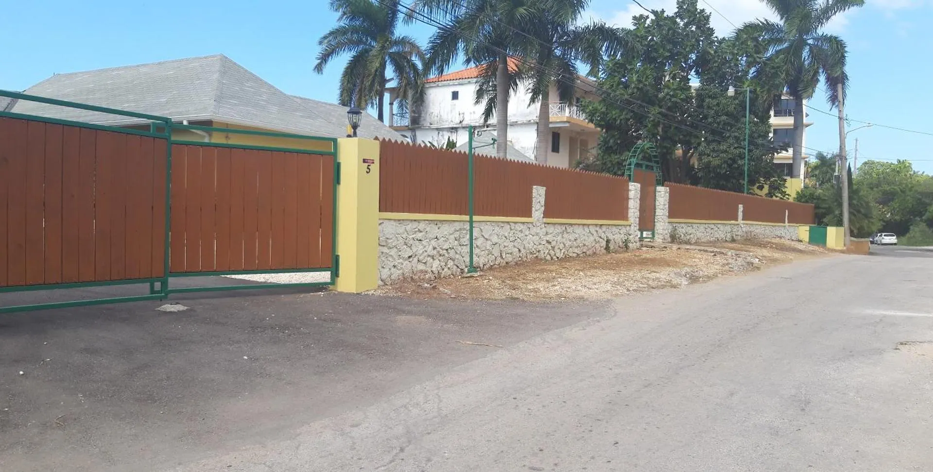 Apartamento 3 Bdr Apt #2 At Ramparts Near Sangster Airport Montego Bay